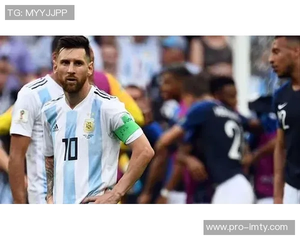 梅西重返阿根廷国家队训练备战国际赛事展现强大决心